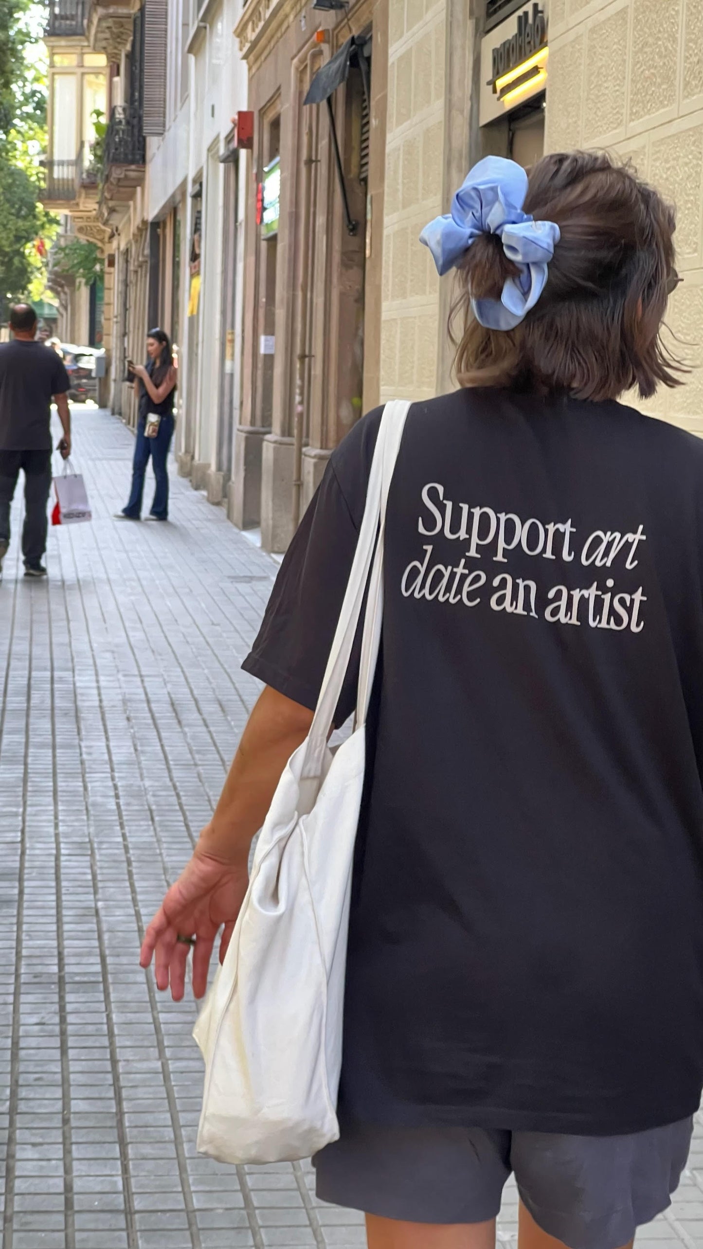 SUPPORT ART T-Shirt